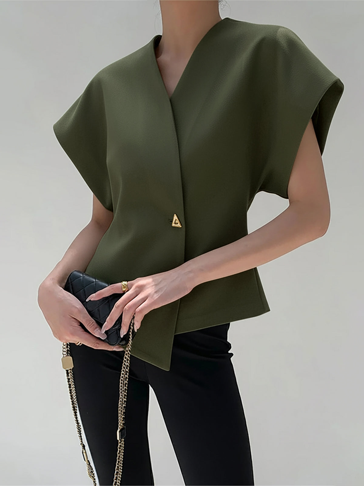 Trendy V-Neck Button Down Blouse - Veska