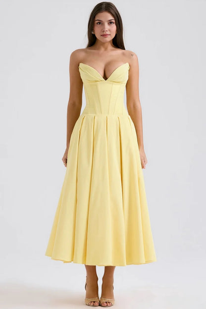 Vestido moldeador Veska Samara, ajustado y elegante, con detalles en la parte superior y cintura para resaltar la figura.