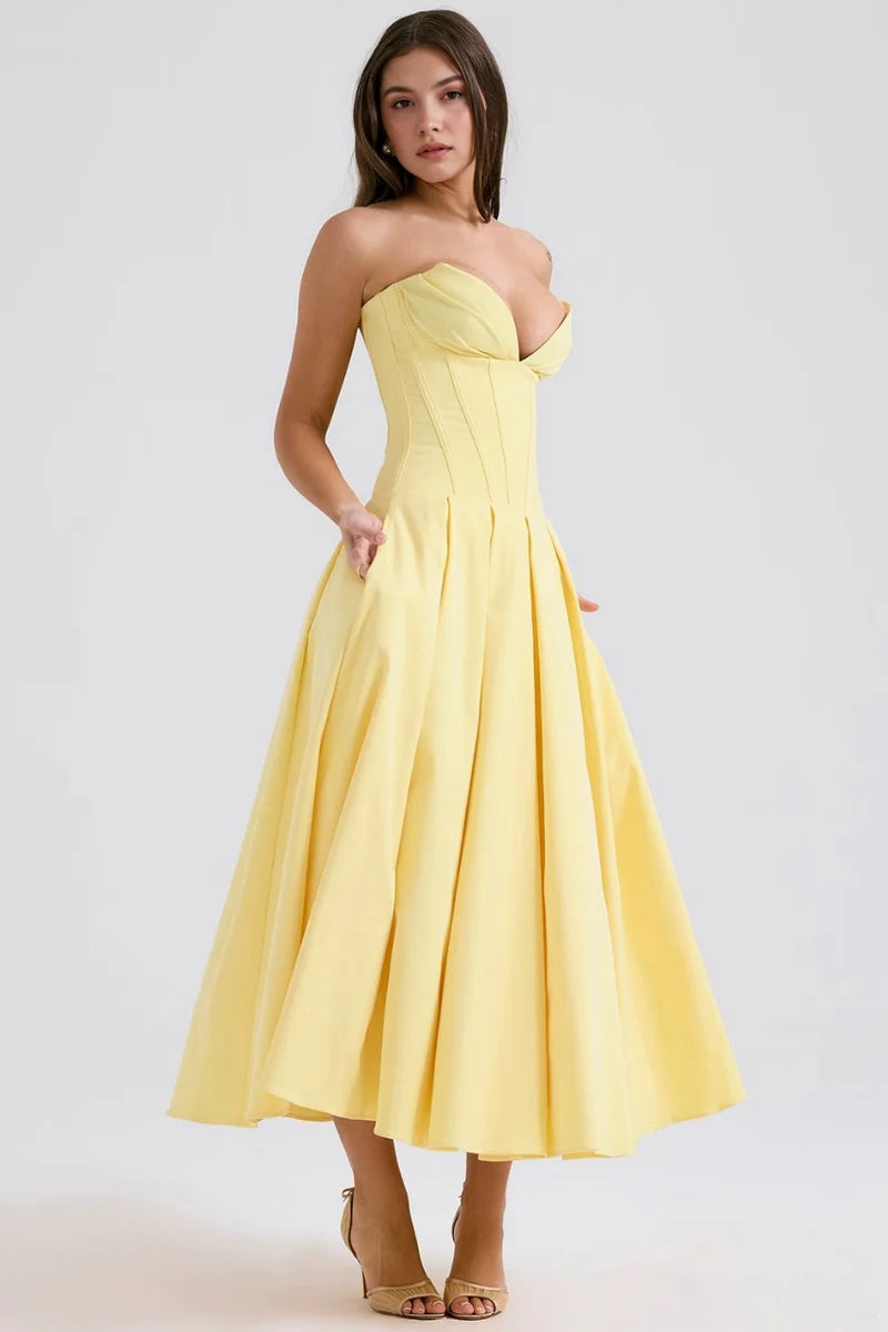 Vestido modelador Veska Samara, ajustado y cómodo, con detalles en la tela y diseño que realza la figura femenina.