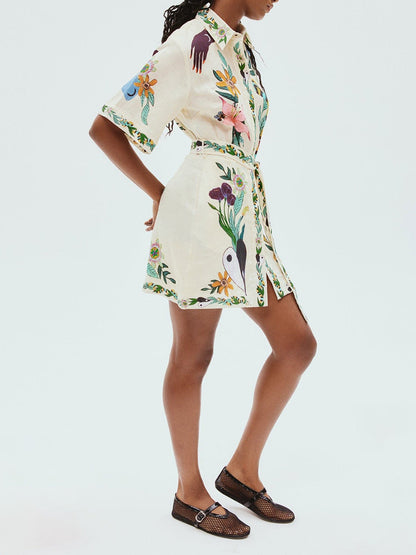VESTIDO CAMISERO CON ESTAMPADO FLORAL Y LAZO EN LA CINTURA - Veska 