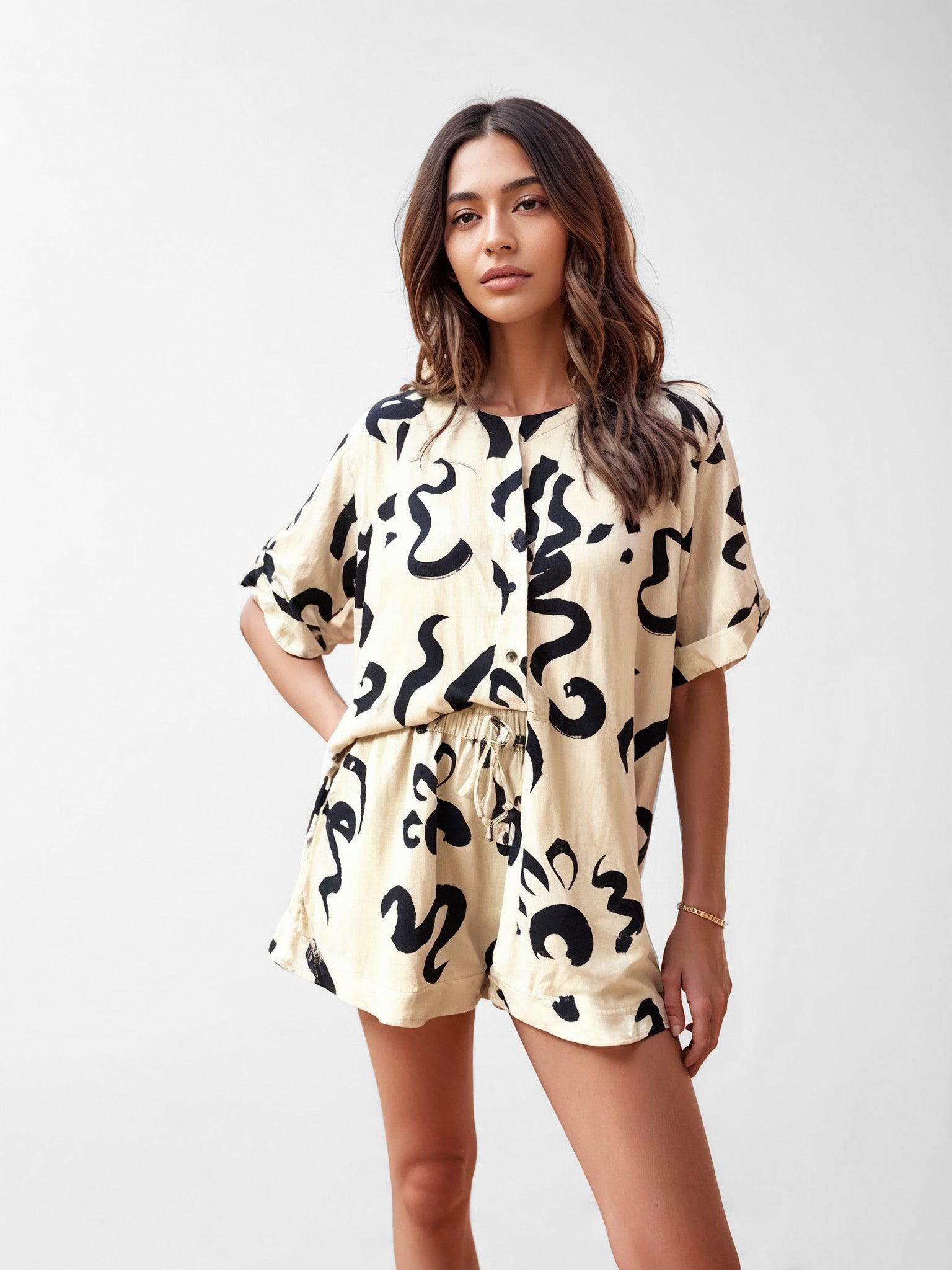 CONJUNTO DE DOS PIEZAS CON ESTAMPADO ABSTRACTO DE PINCELADAS - Veska 