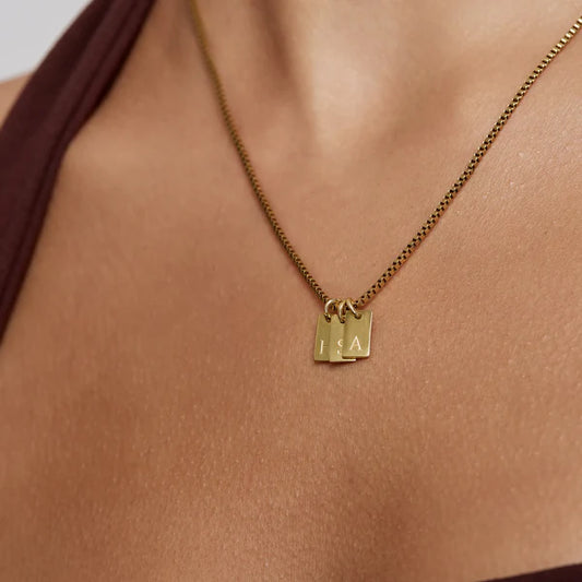 Collar chapa iniciales