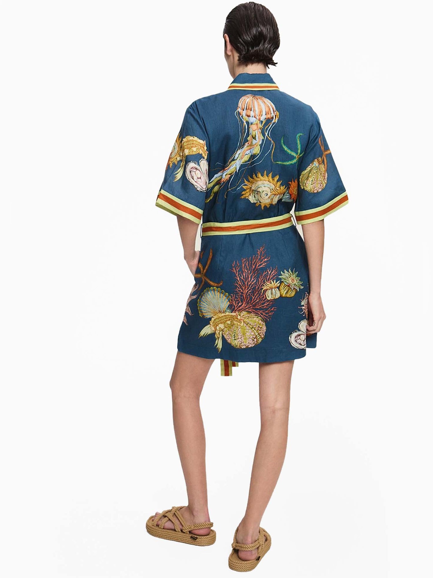 MINI VESTIDO CAMISERO CON CINTURÓN - Veska 