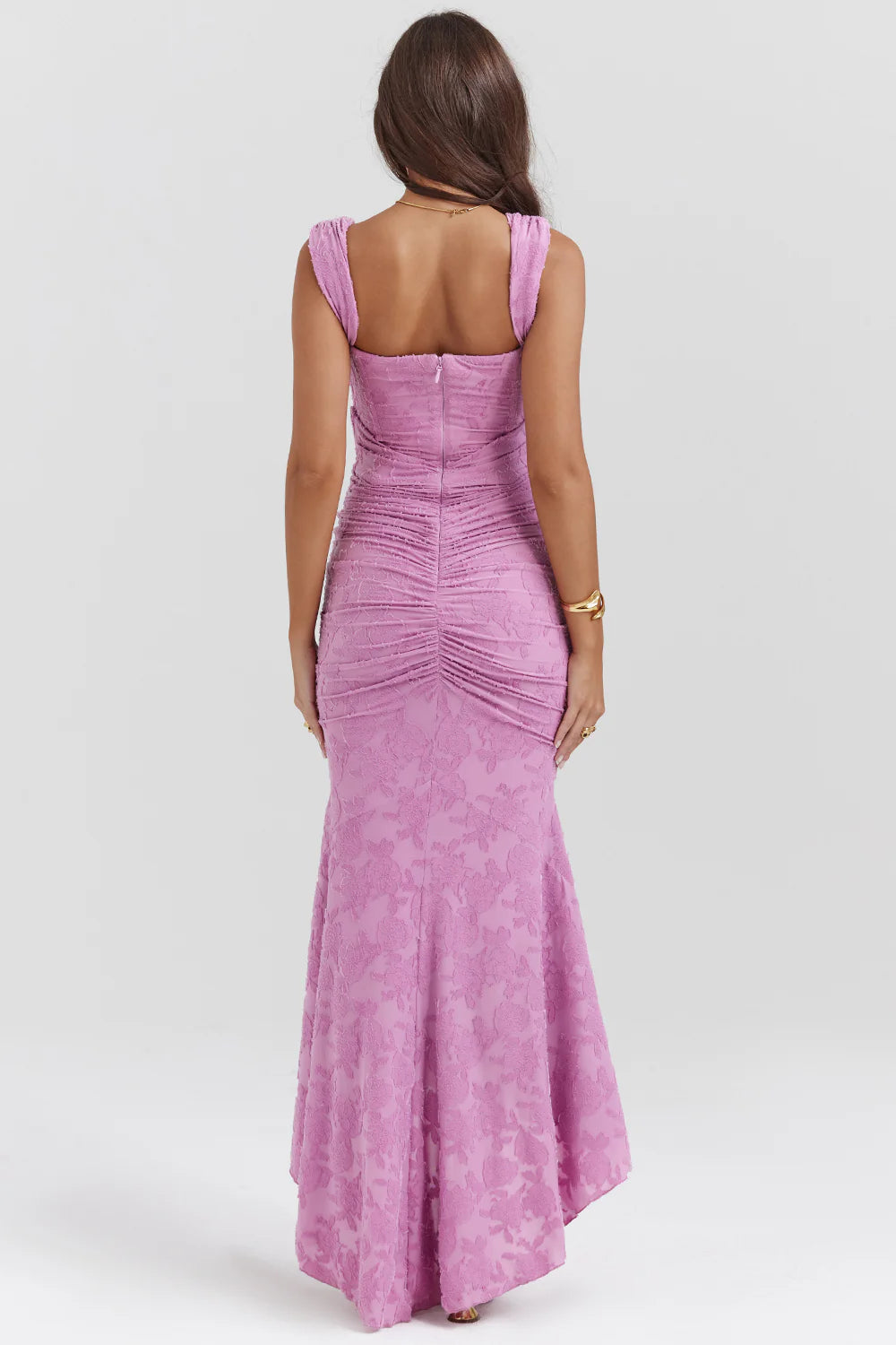 Vestido bustier Veska AINHOA de color negro con detalles elegantes y ajuste ceñido en la parte superior.