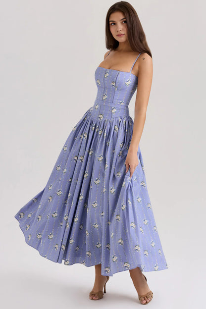Vestido modelador MARINELLA de Veska, con diseño ajustado y detalles que realzan la figura, en color negro.