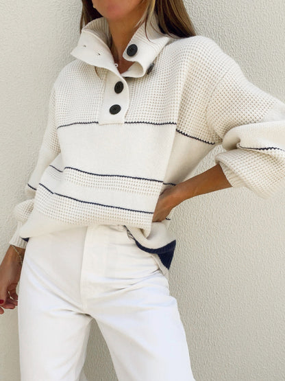 JERSEY CON CUELLO ABIERTO Y BOTONES - Veska 