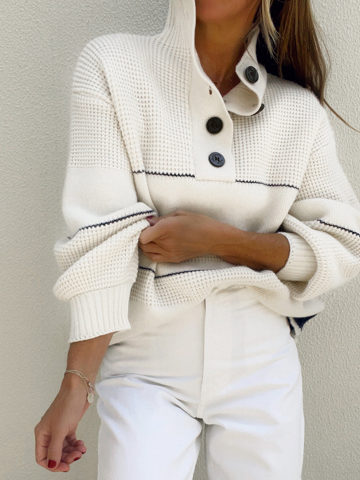 JERSEY CON CUELLO ABIERTO Y BOTONES - Veska 
