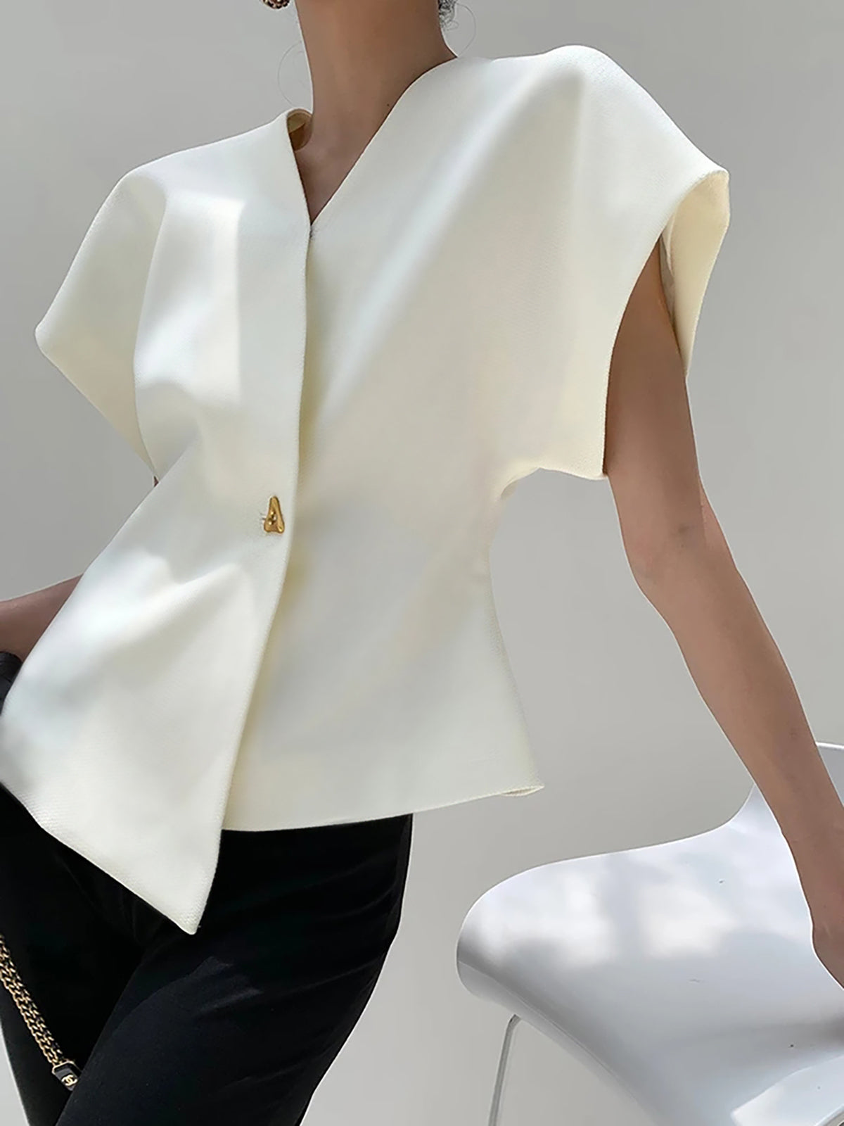 Trendy V-Neck Button Down Blouse - Veska 