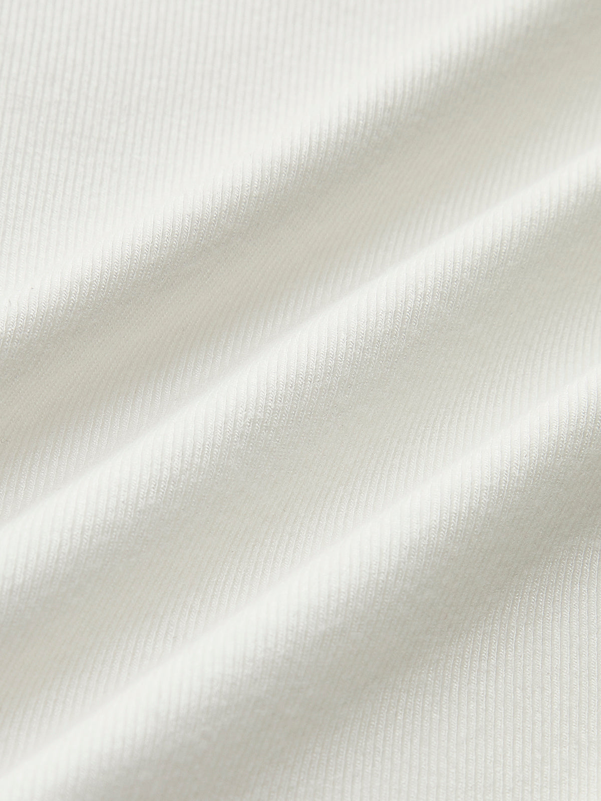 CAMISETA CUELLO ALTO Y RIBETE - Veska 