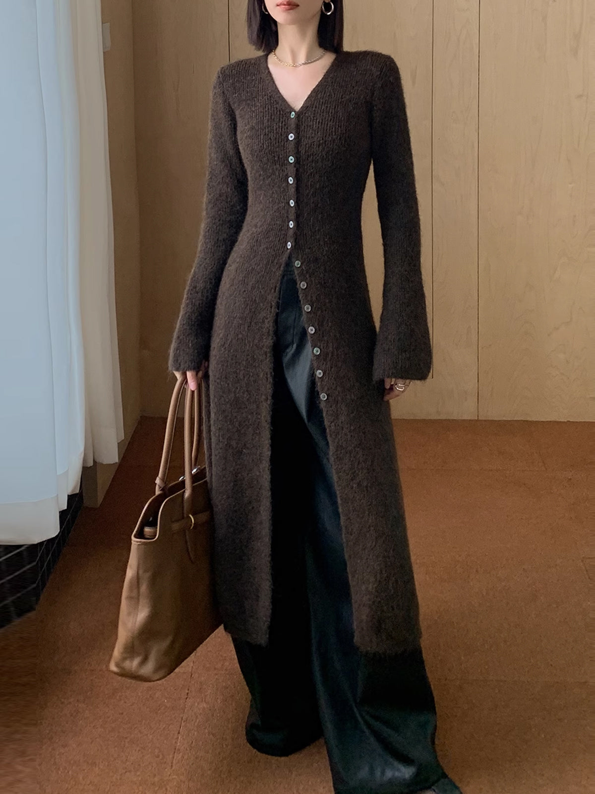 VESTIDO TIPO JERSEY CON CUELLO EN V - Veska 