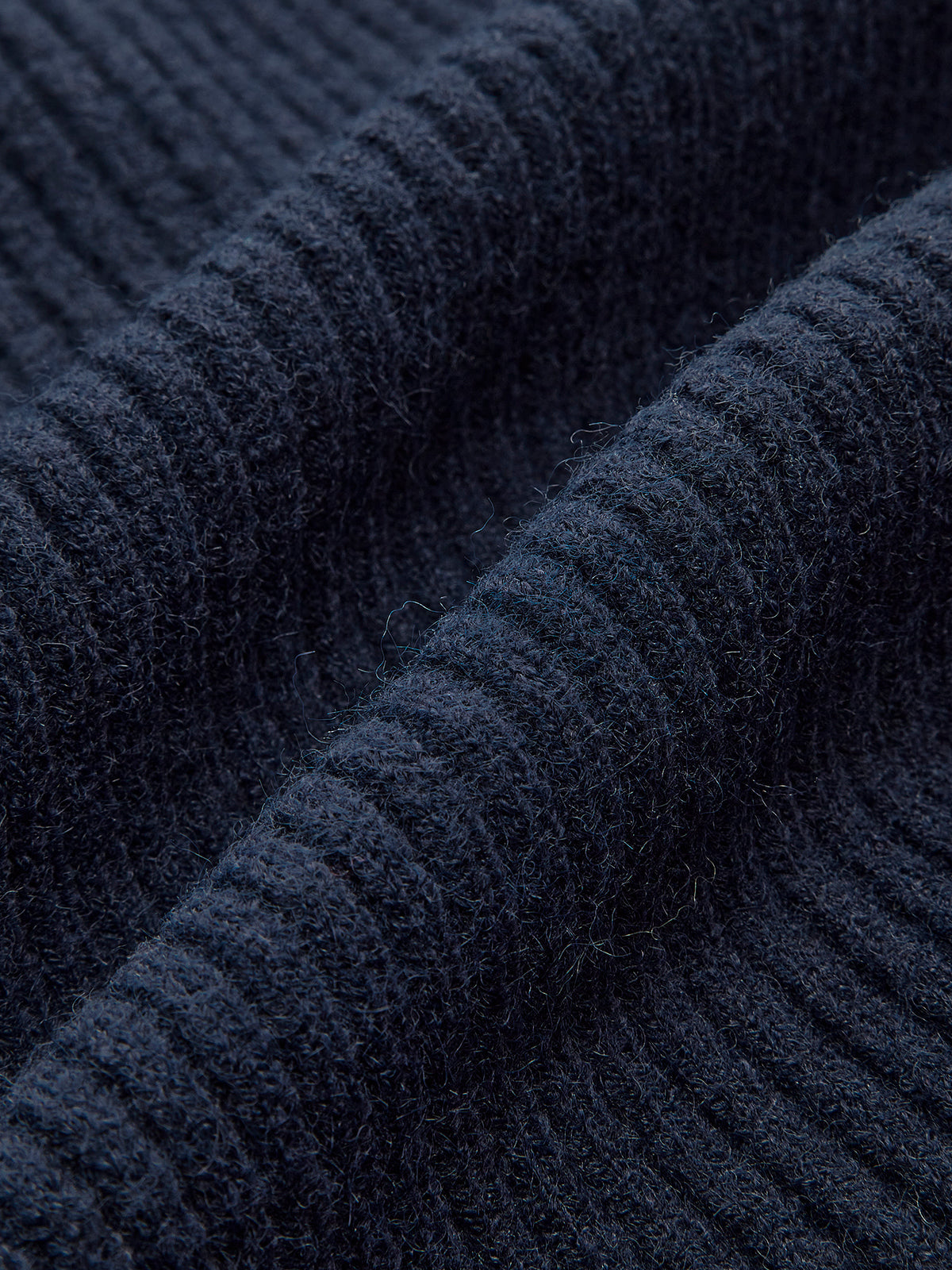 CARDIGAN CON BOTONES Y ABERTURA LATERAL - Veska 