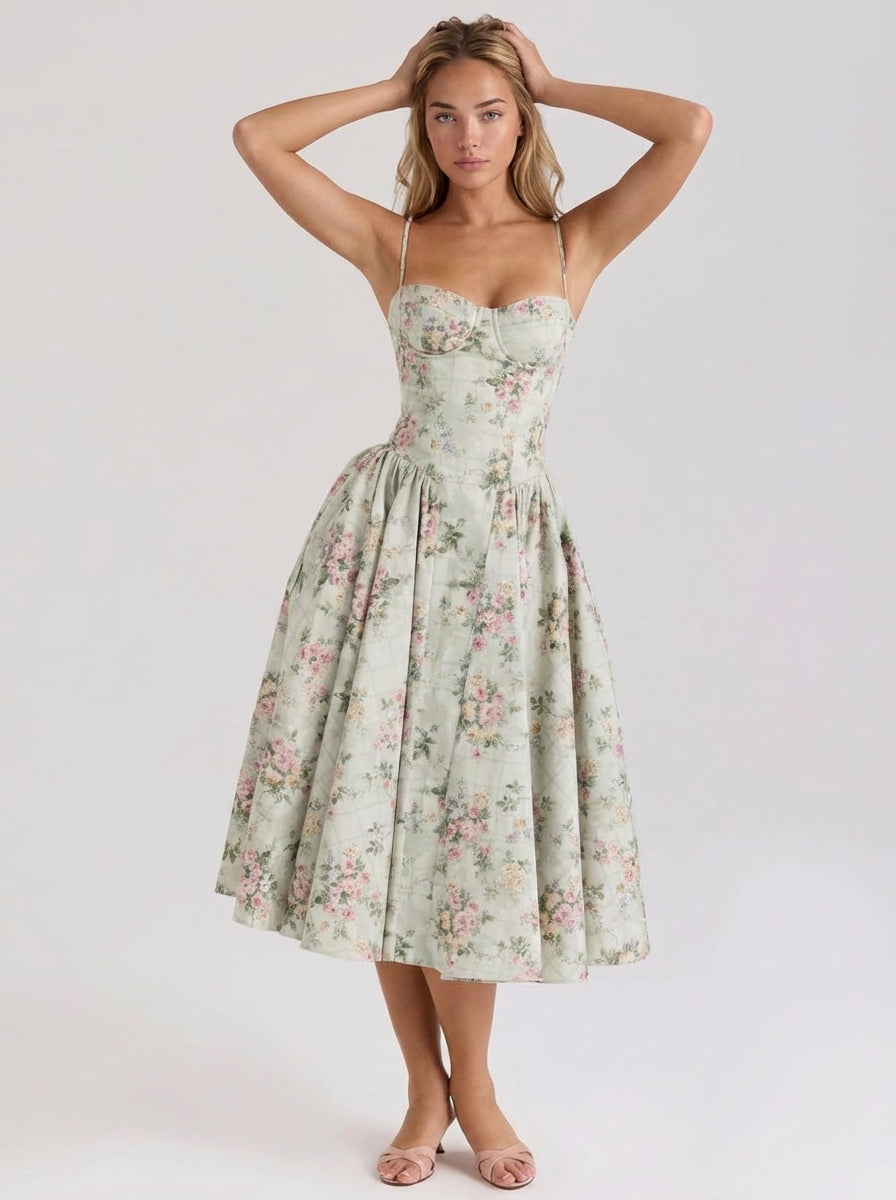 Vestido bustier Veska Annie en color negro, con detalles elegantes y ajuste ajustado en la parte superior.