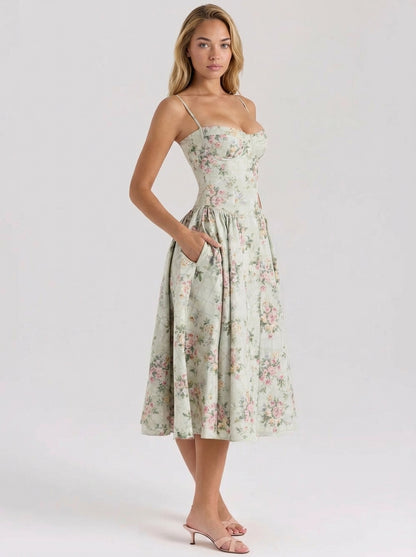 Vestido bustier ANNIE de Veska en color negro, con diseño ajustado y detalles elegantes, en la imagen 202604071101_7.jpg