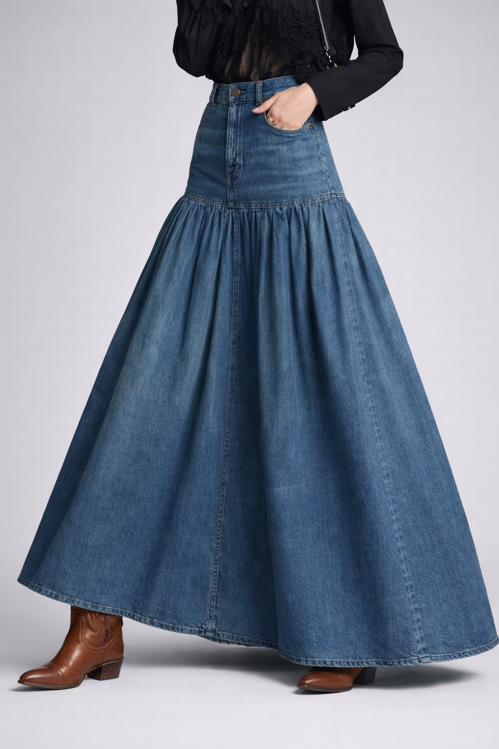 FALDA DENIM LARGA CON VUELO Y BOTAS COWBOY - Veska 