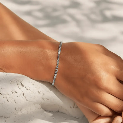 Pulsera VESKA con nombre personalizado