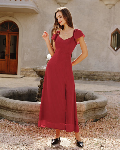 Vestido de gala VESKA con silueta en A, confeccionado en un sofisticado tejido Jacquard de alta estructura.
