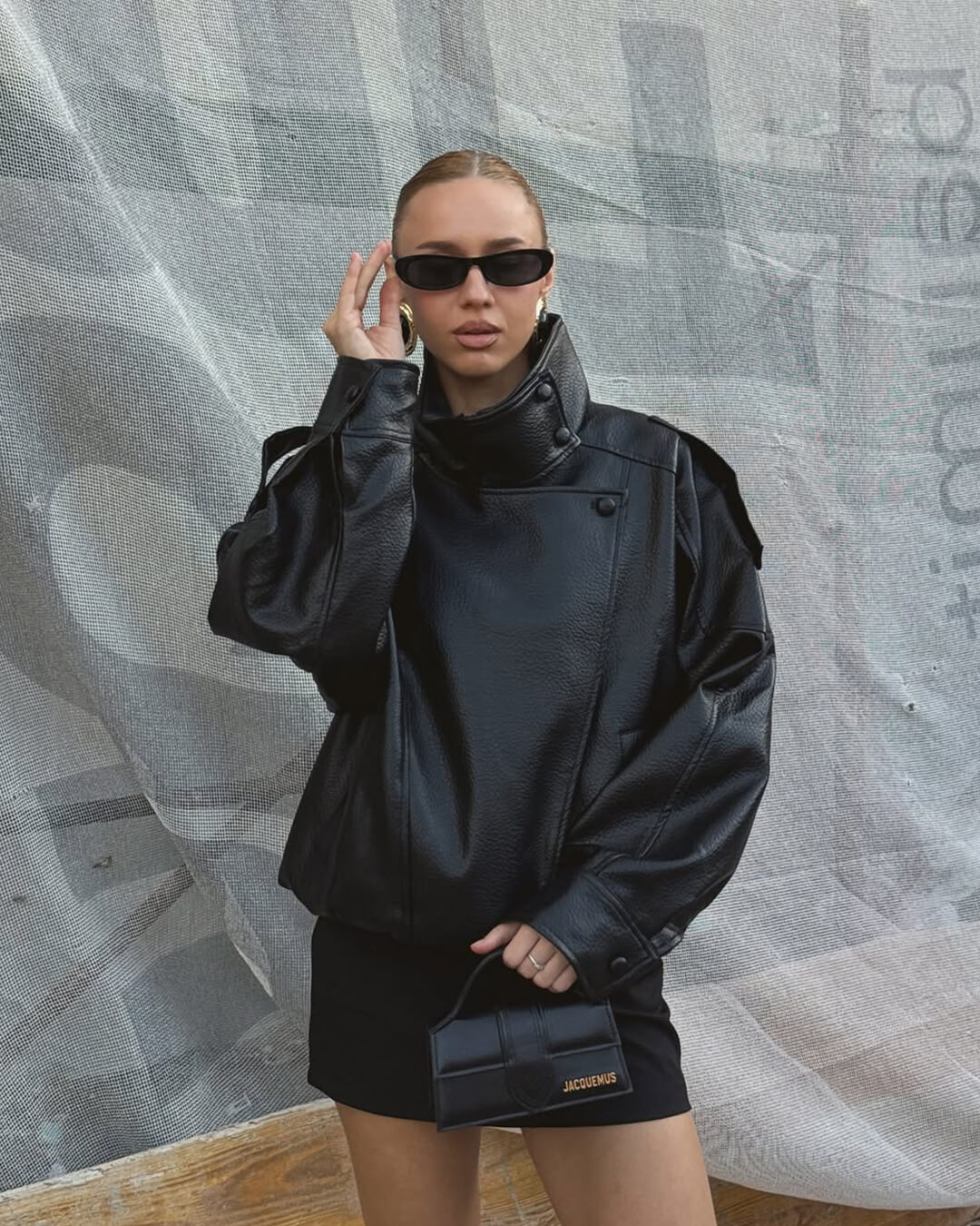 CHAQUETA DE CUERO ASIMÉTRICA - Veska 