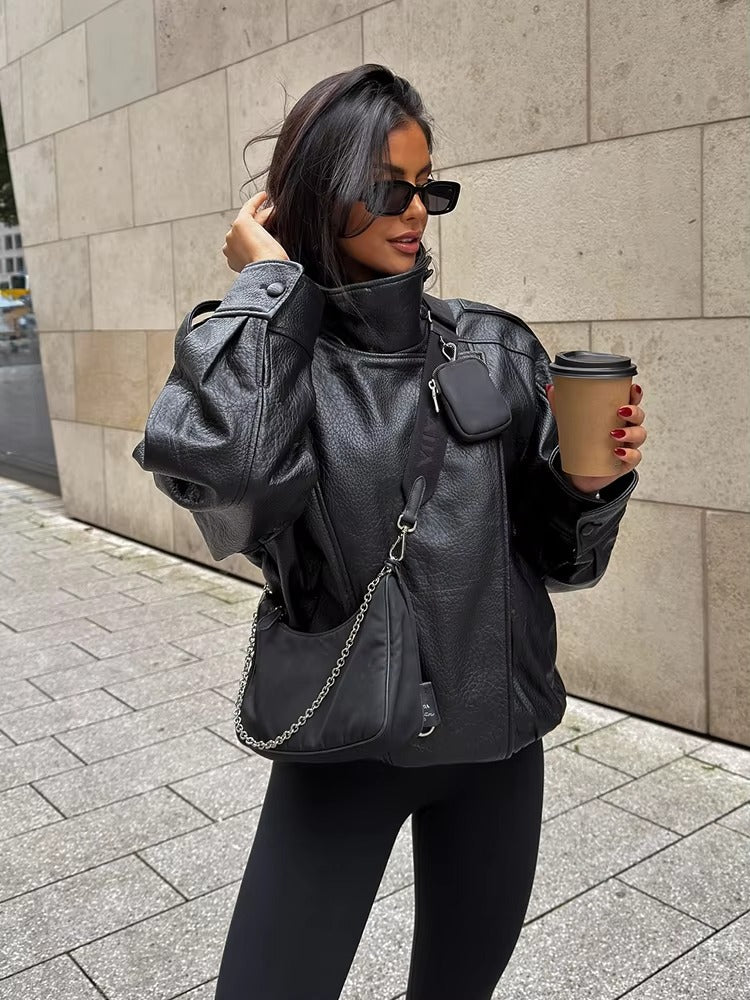 CHAQUETA DE CUERO ASIMÉTRICA - Veska 